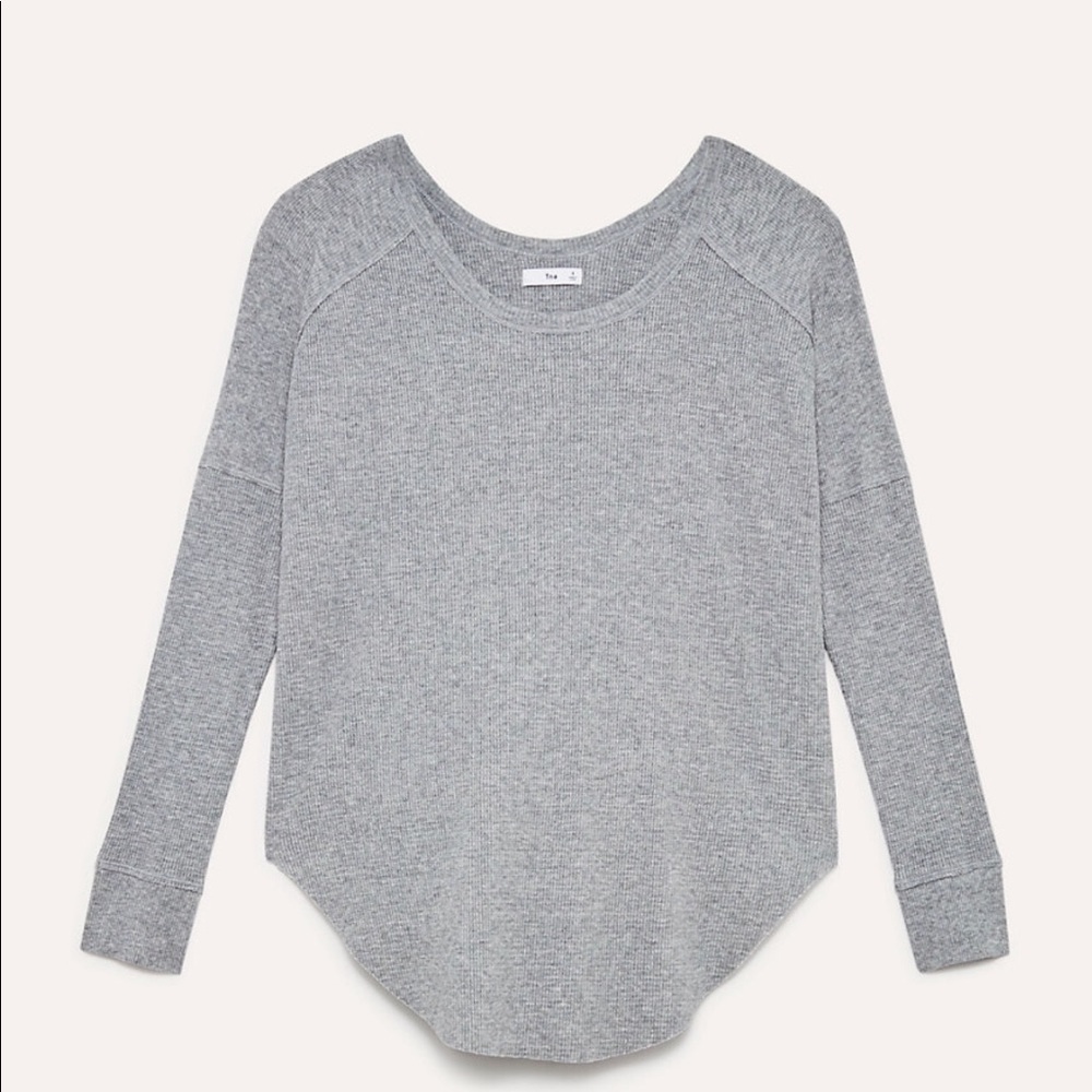 Aritzia TNA Thermal Waffle top sz. Medium